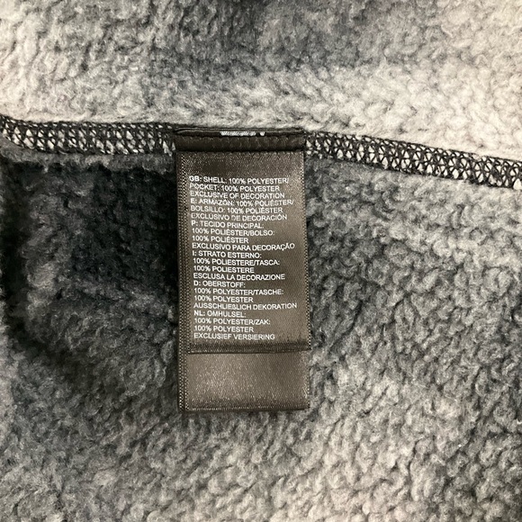 The North Face 1/4 Zip Fleece Hoodie - Picture 11 of 11